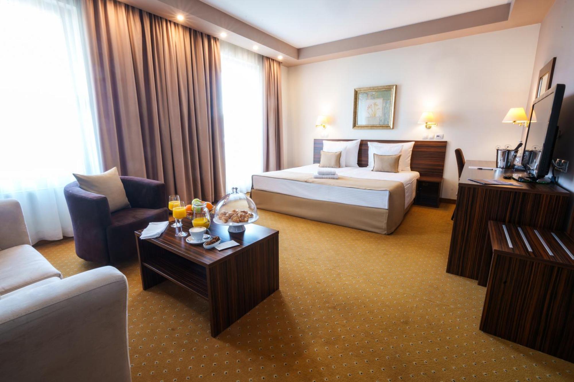 רומה Hotel Monogram Park מראה חיצוני תמונה